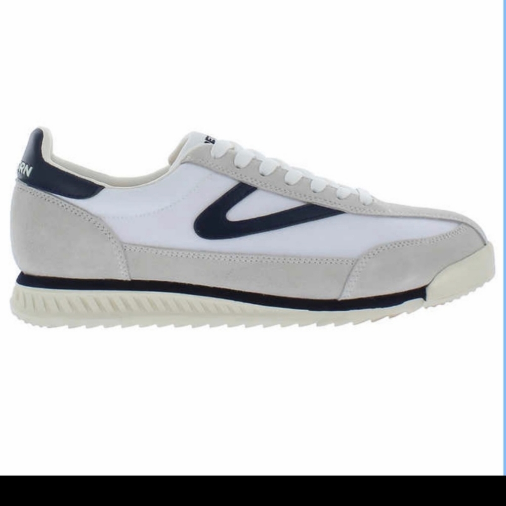 Trenton women's Rawlins sneakers lace-up with classic vintage style